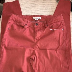 B U R N T   O R A N G E   J E A N S